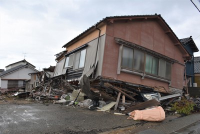 能登地震11カ月　豪雨含め計490人死亡、2人不明　傷痕なお深く