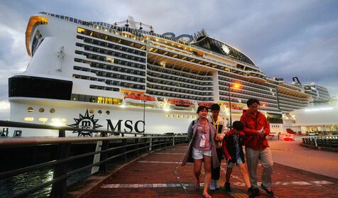 「こんなの旅行じゃない」4400人が乗る巨大豪華客船・MSCベリッシマ　船体トラブルで出港できず那覇に停泊4日　旅行会社の対応は