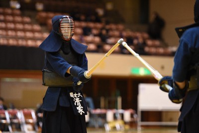 三段以上の部女子は園田学園女子大Aが優勝　学生剣道オープン大会