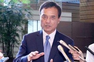 新浪剛史氏「富裕層に課税強化するのは賛成」　経団連ビジョンに同調「取りやすいところから取る税制は限界」