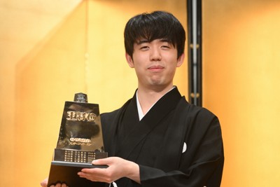 王将戦第2局の前夜祭と大盤解説会、参加者募集　藤井王将と永瀬九段