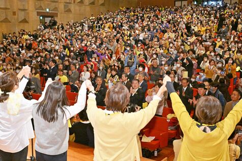 「当たり前の安心な暮らし」要求　沖縄県民大会に2500人参加、米兵による少女への性的暴行事件に抗議